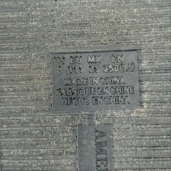 American Eagle Pom Pom Slides Slip On Flats Boho Sandals Shoes Womens Size 8 - Picture 9 of 9